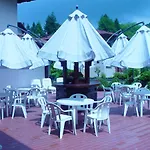 Margherita Lejlighedshotel Montecreto